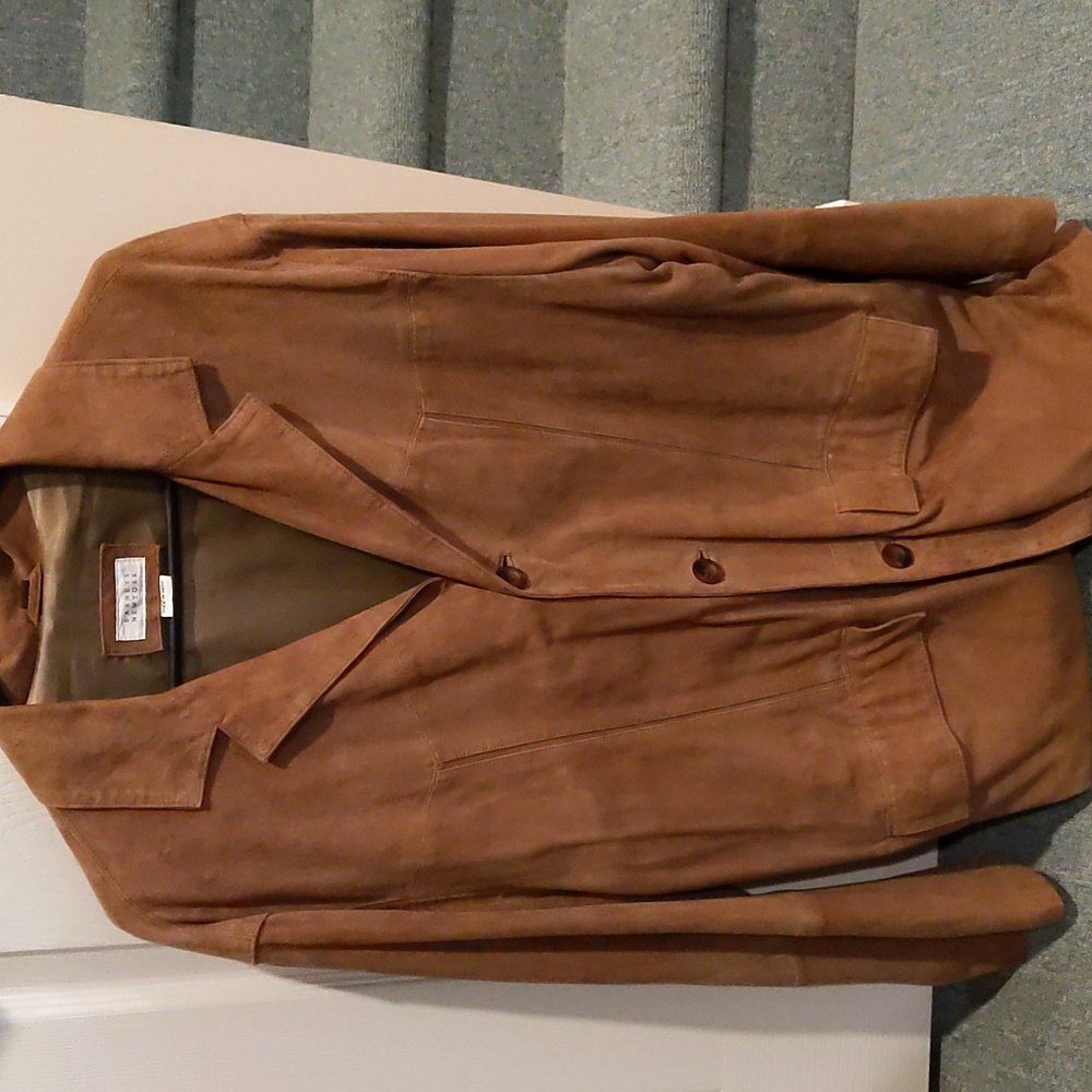 Barney's New York, Large, Brown